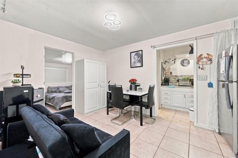 Villa ou maison à vendre à Sarasota, Floride: 3 chambres, 123.37 m2 № 2416665 - photo 28