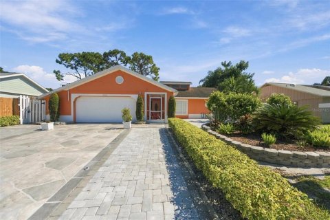 Villa ou maison à Sarasota, Floride 3 chambres, 123.37 m2 № 2416665