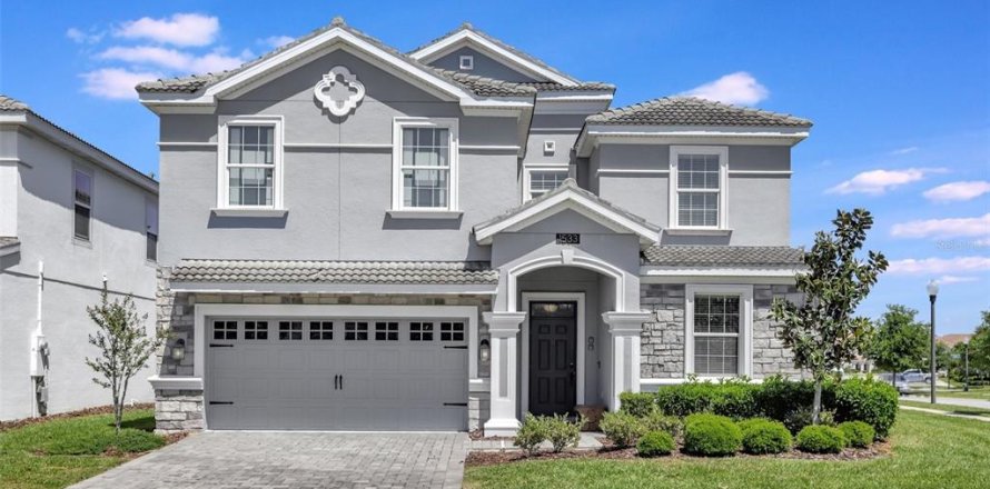 House in Davenport, Florida 8 bedrooms, 363.15 sq.m. № 1751096