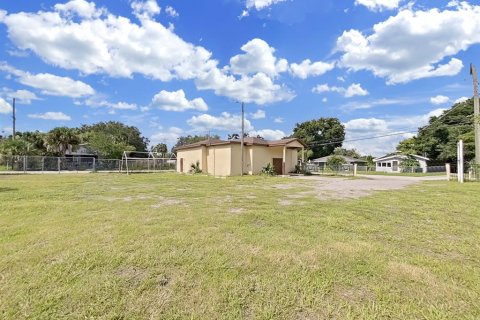 Immobilier commercial à vendre à Tampa, Floride: 159.79 m2 № 1317886 - photo 5