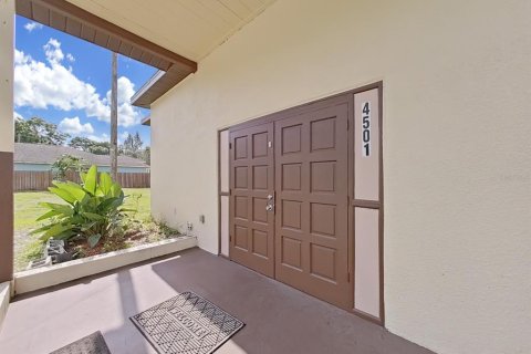 Immobilier commercial à vendre à Tampa, Floride: 159.79 m2 № 1317886 - photo 11