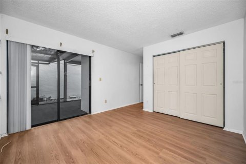 House in Palm Harbor, Florida 2 bedrooms, 79.34 sq.m. № 2237847 - photo 20