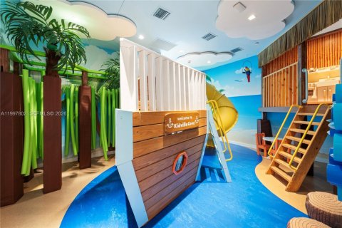 Copropriété à vendre à Miami Beach, Floride: 3 chambres, 336.31 m2 № 2154858 - photo 28