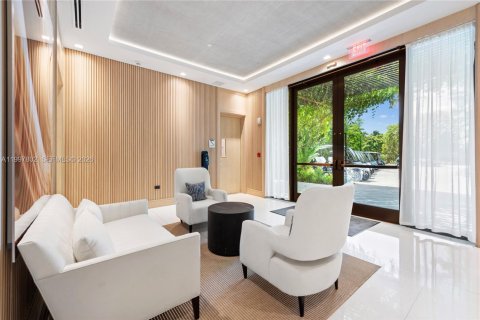 Copropriété à vendre à Miami Beach, Floride: 3 chambres, 336.31 m2 № 2154858 - photo 29