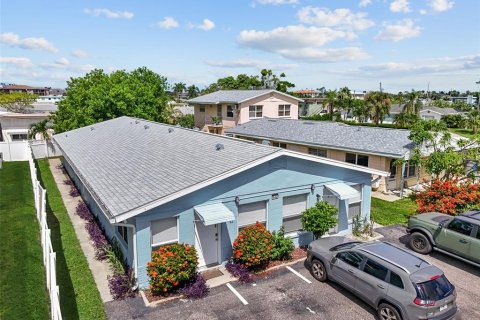 Apartment in Saint Petersburg, Florida 2 bedrooms, 74.32 sq.m. № 2391564 - photo 16