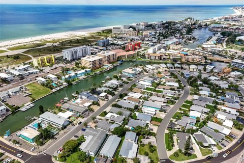 Apartment in Saint Petersburg, Florida 2 bedrooms, 74.32 sq.m. № 2391564 - photo 19