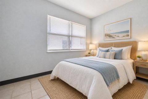 Apartment in Saint Petersburg, Florida 2 bedrooms, 74.32 sq.m. № 2391564 - photo 13