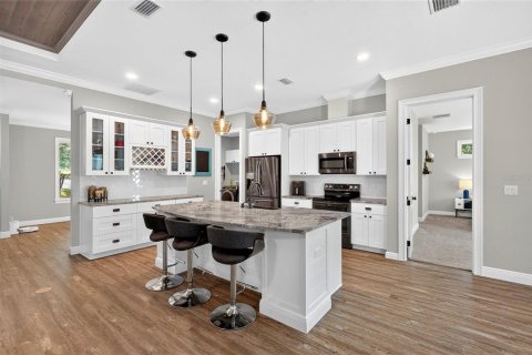 House in Ocala, Florida 4 bedrooms, 235.6 sq.m. № 2420202 - photo 15