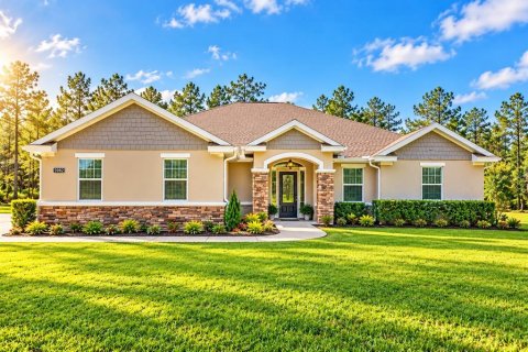 House in Ocala, Florida 4 bedrooms, 235.6 sq.m. № 2420202