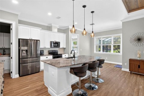 House in Ocala, Florida 4 bedrooms, 235.6 sq.m. № 2420202 - photo 5