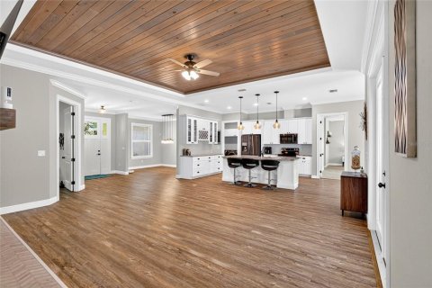 House in Ocala, Florida 4 bedrooms, 235.6 sq.m. № 2420202 - photo 11