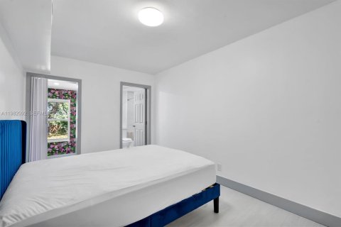 Casa en alquiler en Miami, Florida, 3 dormitorios, 164.62 m2 № 2049384 - foto 7