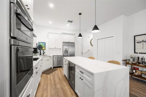 Touwnhouse à vendre à Orlando, Floride: 3 chambres, 138.05 m2 № 2303059 - photo 16
