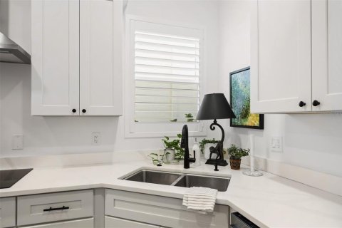 Touwnhouse à vendre à Orlando, Floride: 3 chambres, 138.05 m2 № 2303059 - photo 18