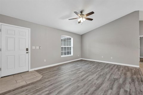 House in Ocala, Florida 3 bedrooms, 119.29 sq.m. № 2210342 - photo 20