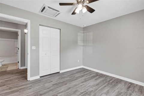 House in Ocala, Florida 3 bedrooms, 119.29 sq.m. № 2210342 - photo 26