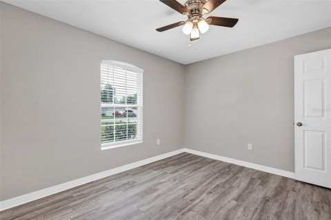 House in Ocala, Florida 3 bedrooms, 119.29 sq.m. № 2210342 - photo 27
