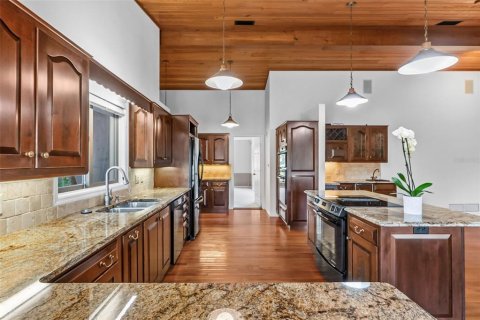 Villa ou maison à vendre à Sarasota, Floride: 4 chambres, 349.78 m2 № 2423723 - photo 20