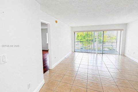 Condominio en alquiler en Sunrise, Florida, 2 dormitorios, 116.31 m2 № 2069297 - foto 9
