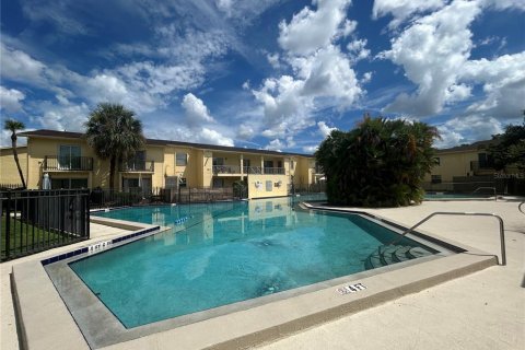 Adosado en alquiler en Tampa, Florida, 3 dormitorios, 147.53 m2 № 1914579 - foto 3