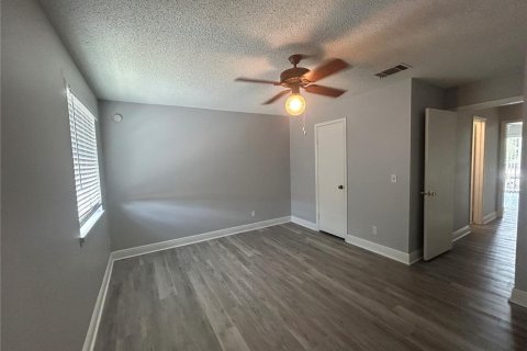 Adosado en alquiler en Tampa, Florida, 3 dormitorios, 147.53 m2 № 1914579 - foto 11