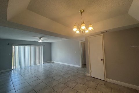 Adosado en alquiler en Tampa, Florida, 3 dormitorios, 147.53 m2 № 1914579 - foto 7