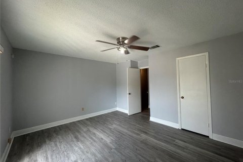 Adosado en alquiler en Tampa, Florida, 3 dormitorios, 147.53 m2 № 1914579 - foto 13