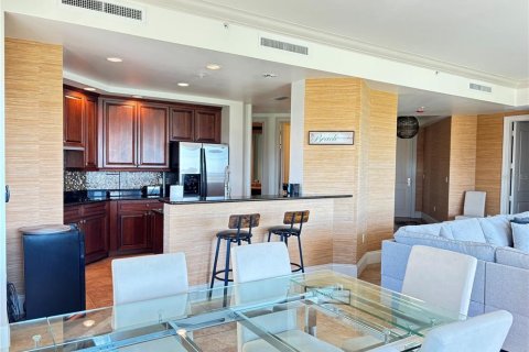 Condo in Palmetto, Florida, 2 bedrooms  № 2416291 - photo 9