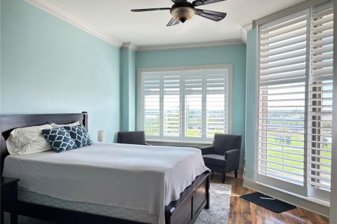 Condo in Palmetto, Florida, 2 bedrooms  № 2416291 - photo 26