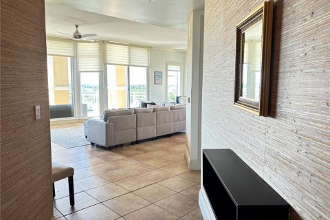 Condo in Palmetto, Florida, 2 bedrooms  № 2416291 - photo 4