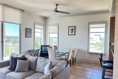 Condo in Palmetto, Florida, 2 bedrooms  № 2416291 - photo 13