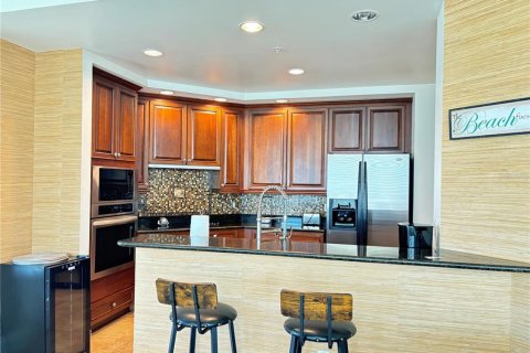 Condo in Palmetto, Florida, 2 bedrooms  № 2416291 - photo 8