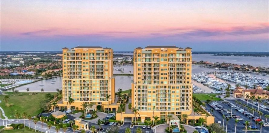 Condo in Palmetto, Florida, 2 bedrooms  № 2416291