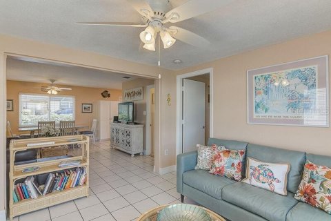 Casa en alquiler en Sarasota, Florida, 2 dormitorios, 82.4 m2 № 2136317 - foto 12