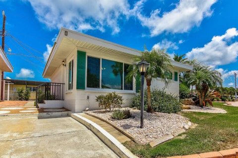 Casa en alquiler en Sarasota, Florida, 2 dormitorios, 82.4 m2 № 2136317 - foto 25