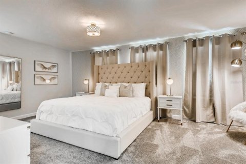 Casa en venta en Kissimmee, Florida, 6 dormitorios, 349.31 m2 № 1724201 - foto 17