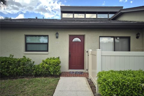 Villa ou maison à louer à Oldsmar, Floride: 3 chambres, 134.24 m2 № 2388870 - photo 4