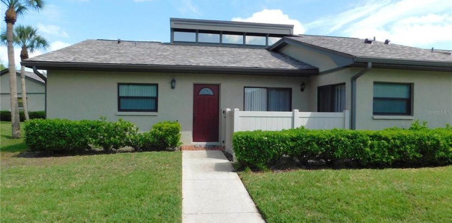 Villa ou maison à Oldsmar, Floride 3 chambres, 134.24 m2 № 2388870