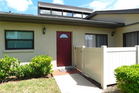 Villa ou maison à louer à Oldsmar, Floride: 3 chambres, 134.24 m2 № 2388870 - photo 3