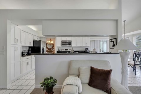 Villa ou maison à vendre à Spring Hill, Floride: 2 chambres, 173.63 m2 № 2422693 - photo 28