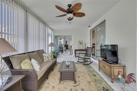 Villa ou maison à vendre à Spring Hill, Floride: 2 chambres, 173.63 m2 № 2422693 - photo 24