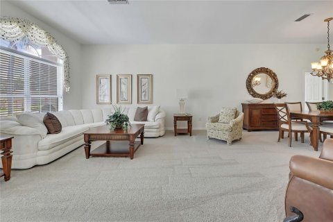 Villa ou maison à vendre à Spring Hill, Floride: 2 chambres, 173.63 m2 № 2422693 - photo 16