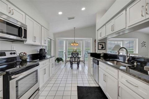 Villa ou maison à vendre à Spring Hill, Floride: 2 chambres, 173.63 m2 № 2422693 - photo 30