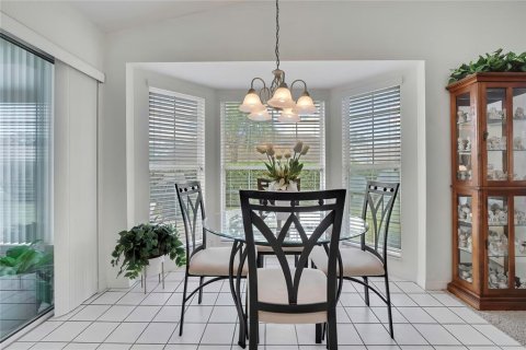 Villa ou maison à vendre à Spring Hill, Floride: 2 chambres, 173.63 m2 № 2422693 - photo 7