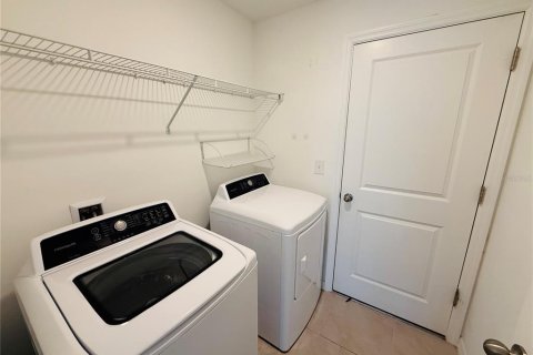 Villa ou maison à louer à North Fort Myers, Floride: 4 chambres, 168.34 m2 № 2214956 - photo 21