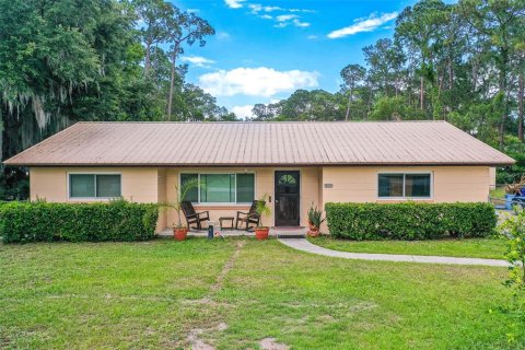 House in Lake Placid, Florida 3 bedrooms, 206.99 sq.m. № 2166047