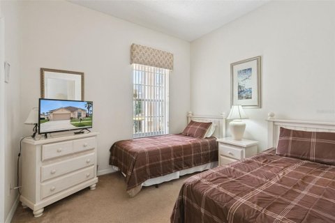 House in Davenport, Florida 4 bedrooms, 162.76 sq.m. № 2212533 - photo 18