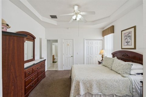 House in Davenport, Florida 4 bedrooms, 162.76 sq.m. № 2212533 - photo 16