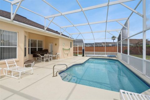 House in Davenport, Florida 4 bedrooms, 162.76 sq.m. № 2212533 - photo 27