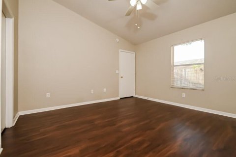 House in Apollo Beach, Florida 3 bedrooms, 130.81 sq.m. № 2384374 - photo 8